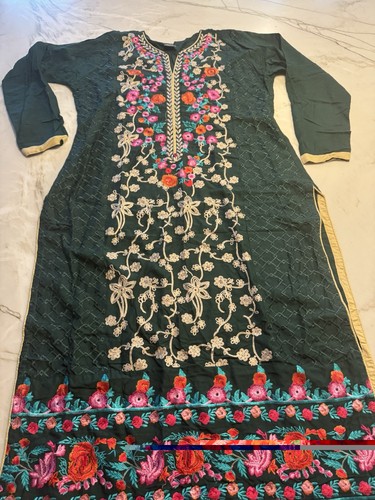Women pakistani embroidered - pakistani,